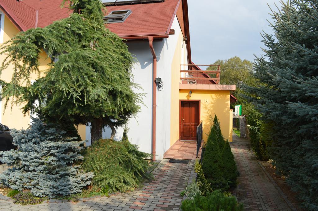 Davi Penzion & Bowling Rožňava Exterior foto